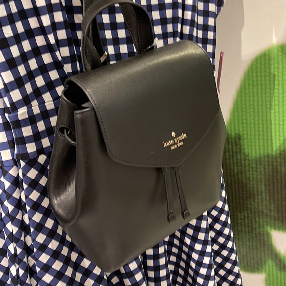 Kate Spade Lizzie Medium Flap Backpack Black - Picture 3 of 16